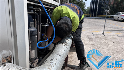 北京中央空調突發(fā)故障 專業(yè)團隊2小時響應 免停機維修+節(jié)能20%