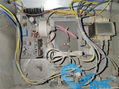 中央空調螺桿機組保養步驟 確?？照{穩定運行的必備知識